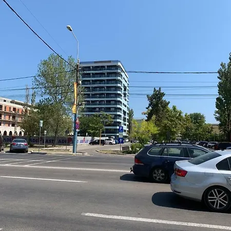 M & H By The Black Sea 康斯坦察